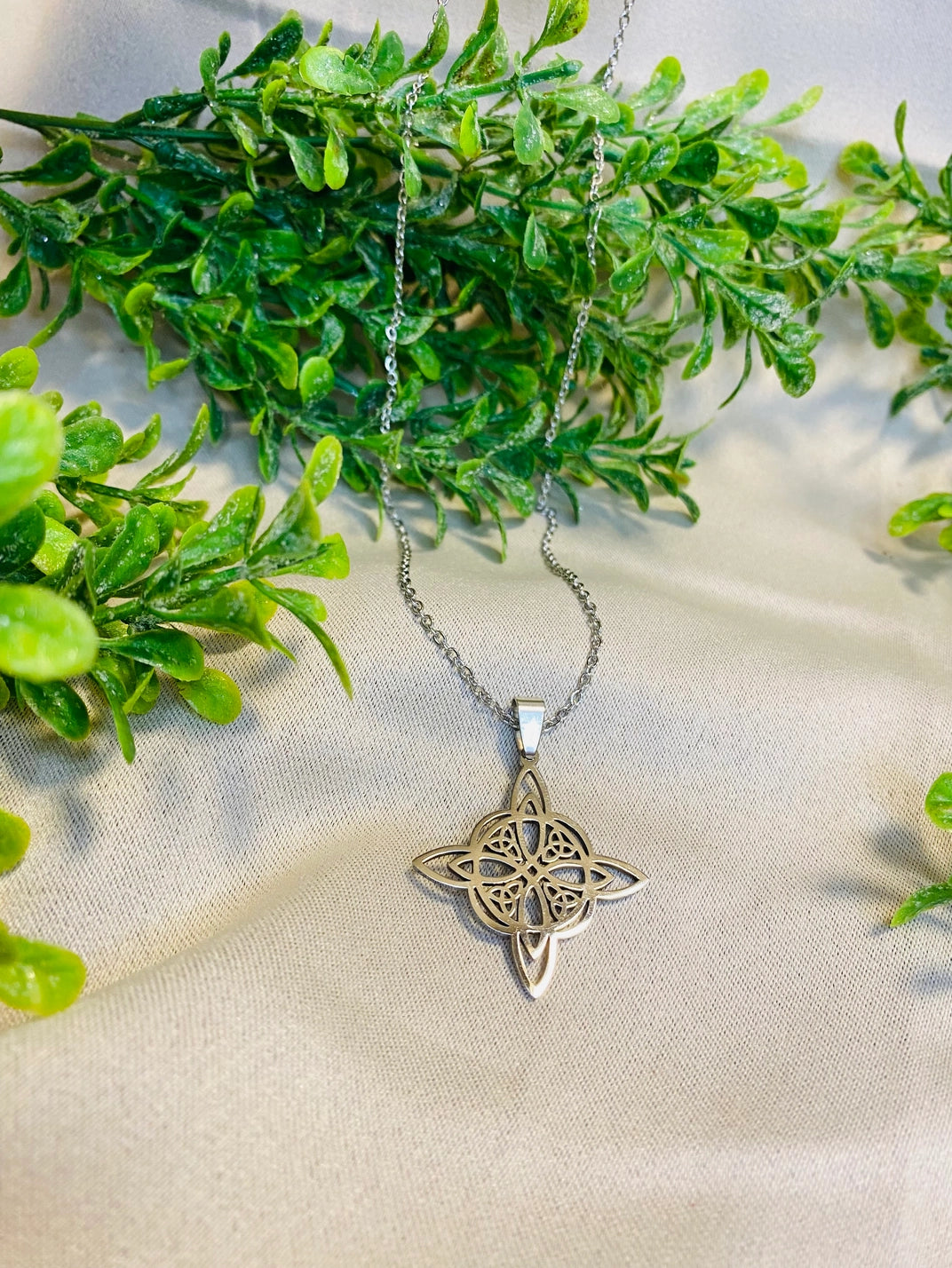 Witches Knot Protection Necklace