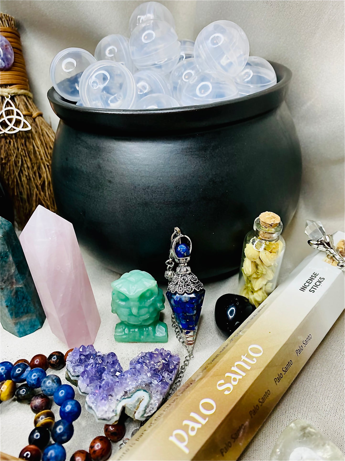 Mystery Witchy & Crystal Capsules