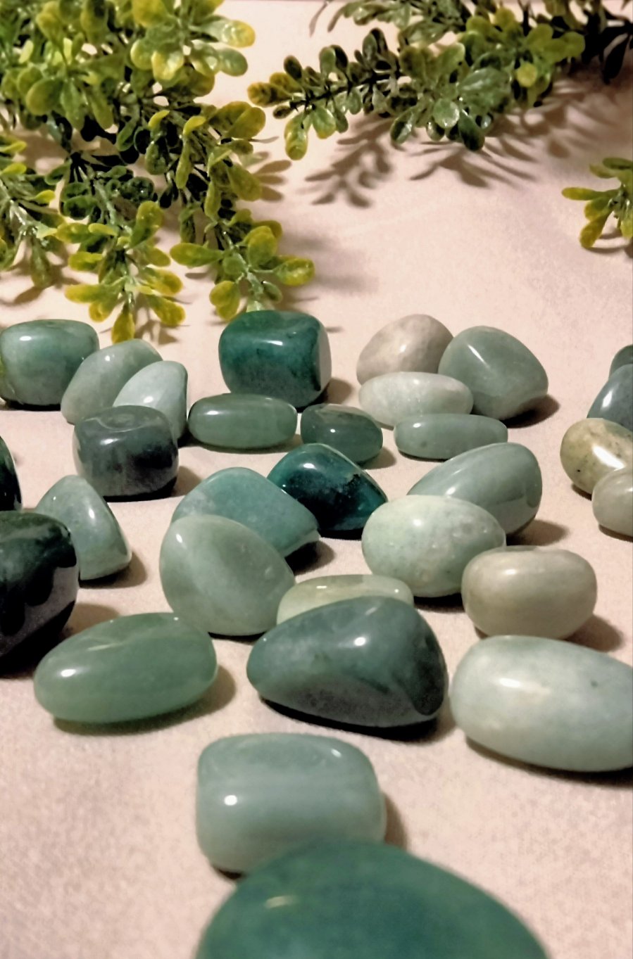 Green Aventurine Tumbled Stone - Moonsence
