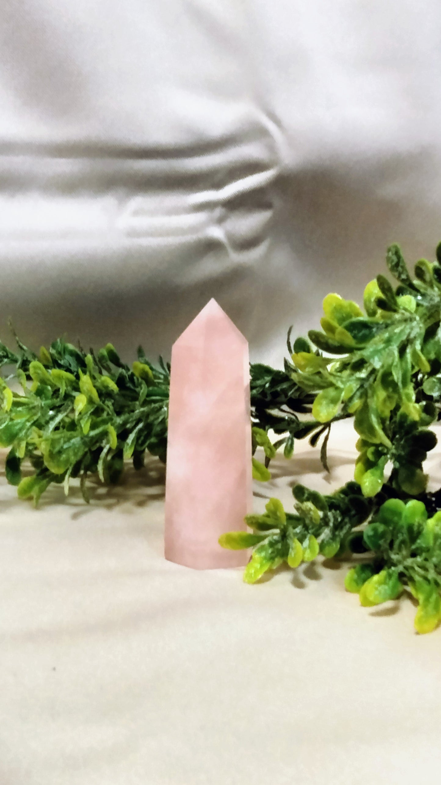 Rose Quartz Mini Tower - Moonsence