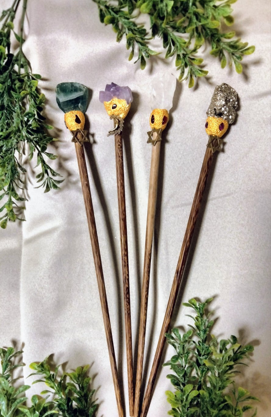 Wood Wand with Crystal - Moonsence